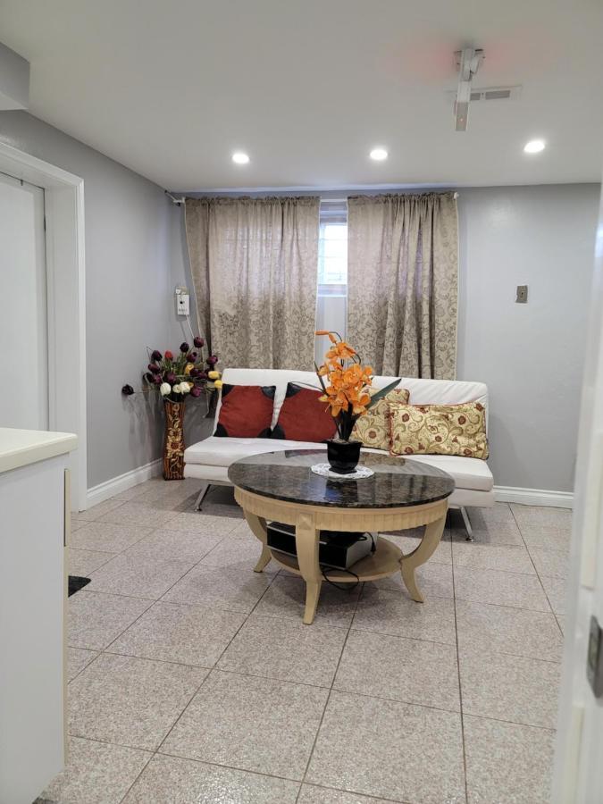 Falstaff Home Toronto Esterno foto